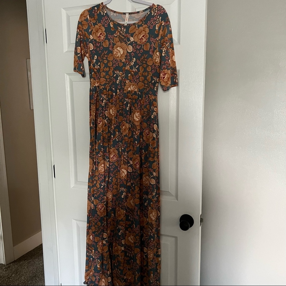 Floral maxi dress